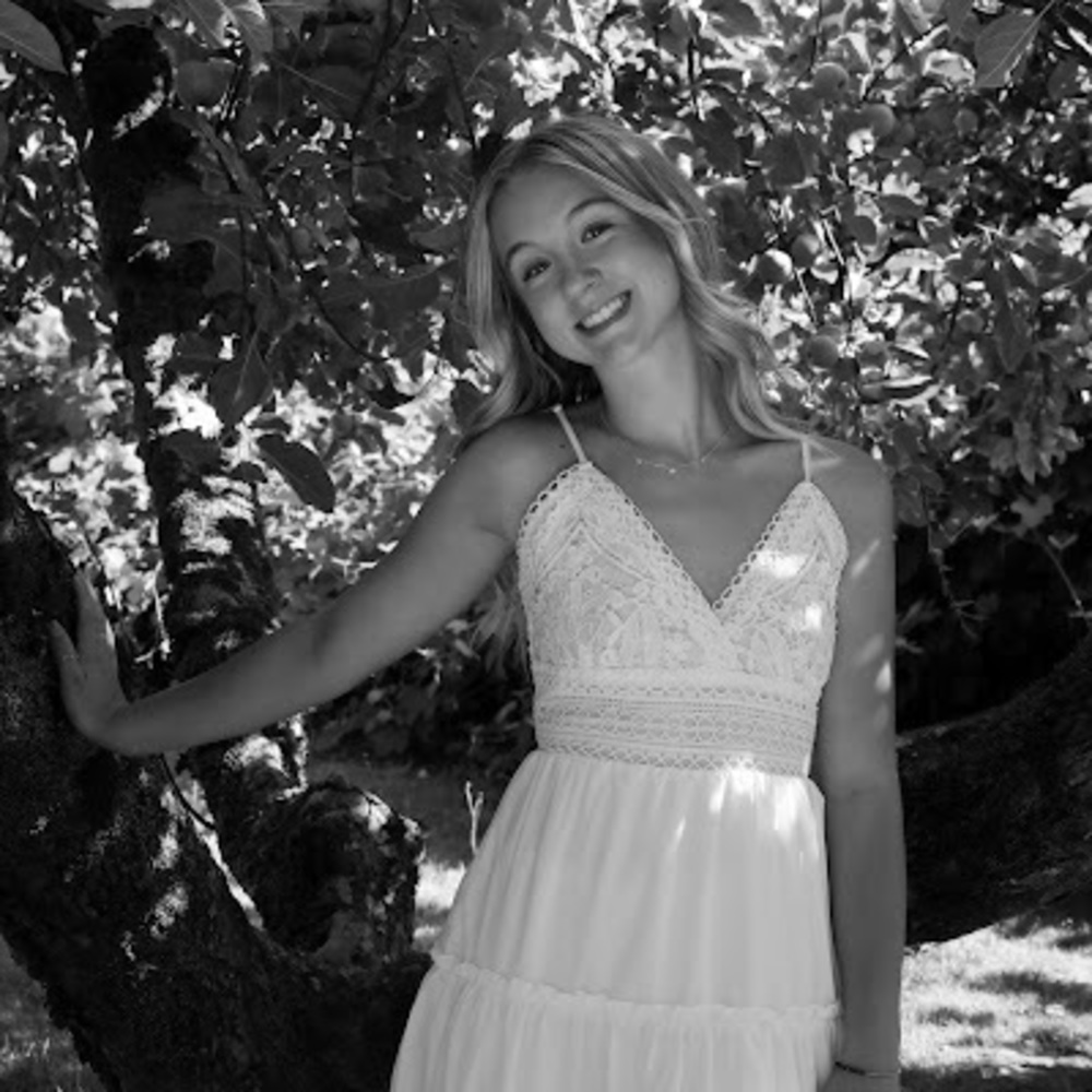 Meet your Posher, Addison